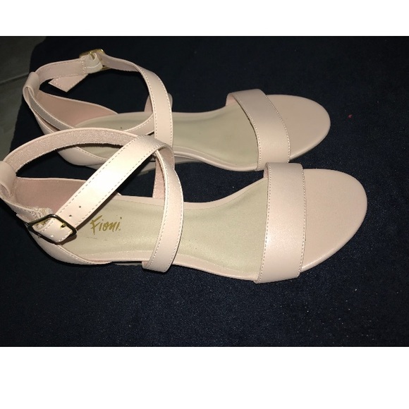 Light Pink Heels - Picture 2 of 3